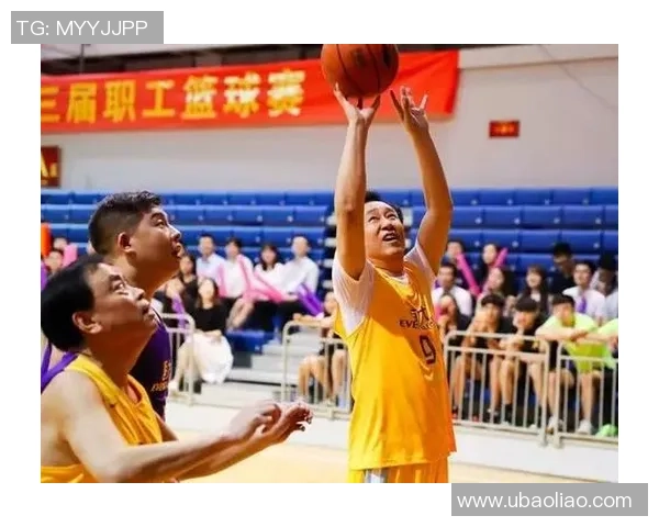 老鹰队与坎斯大班的激烈对决展现篮球魅力与团队精神的巅峰对抗